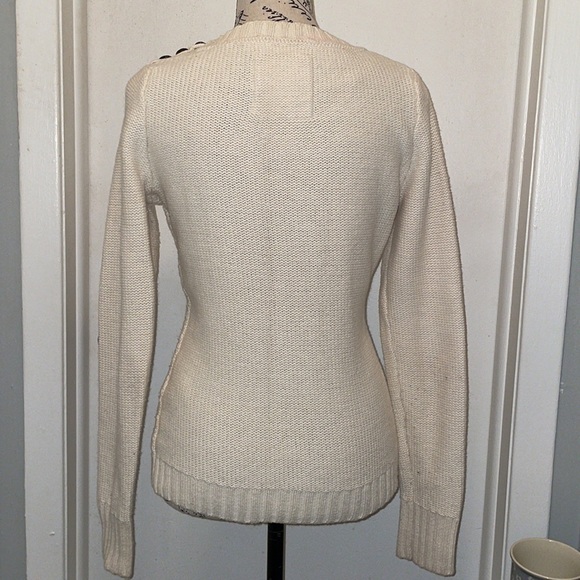 L.O.G.G H&M ivory cable Knit sweater- good condition Size Sm - smoke free home - Picture 3 of 5